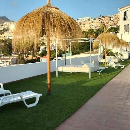 Sun View - Island Village Heights Апартаменты Адехе