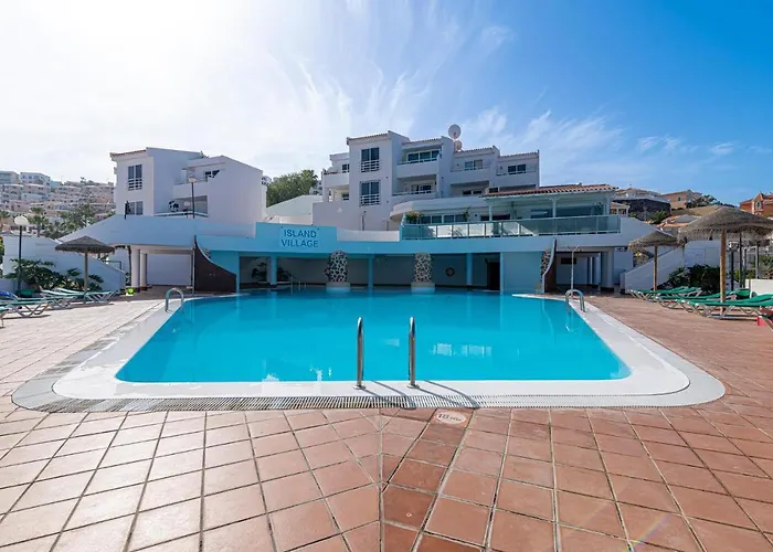 Sun View - Island Village Heights Apartment