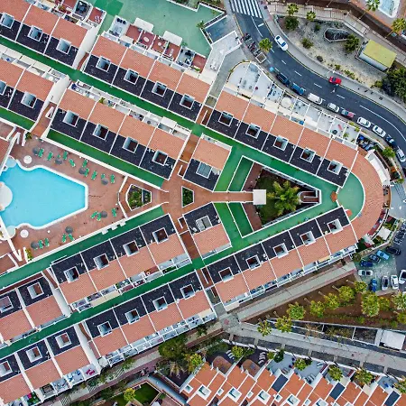 Sun View - Island Village Heights דירה אדחה