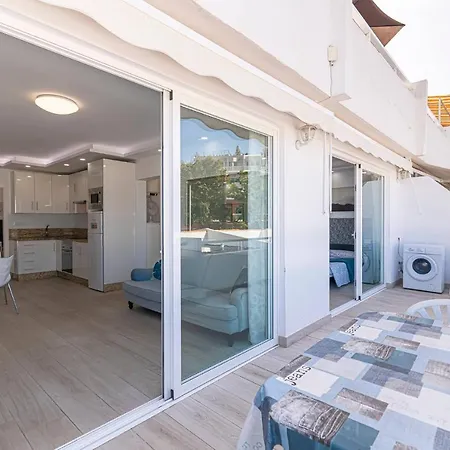 Sun View - Island Village Heights אדחה