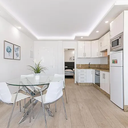 דירה Sun View - Island Village Heights אדחה